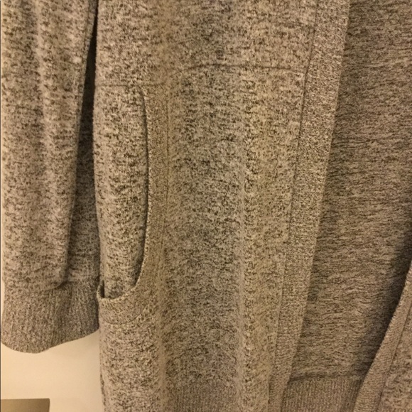 Cardigan - Picture 4 of 4